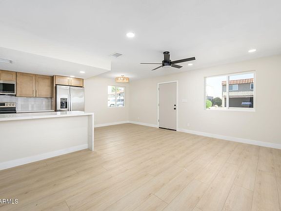 5th image of 4760 E MORELAND Street