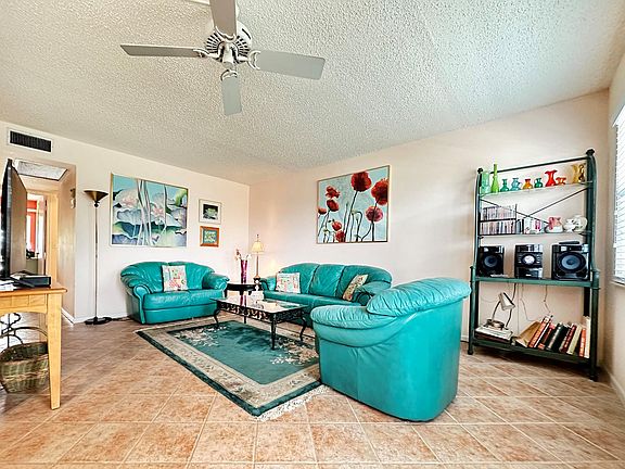 4th image of 4066 Berkshire D #4066