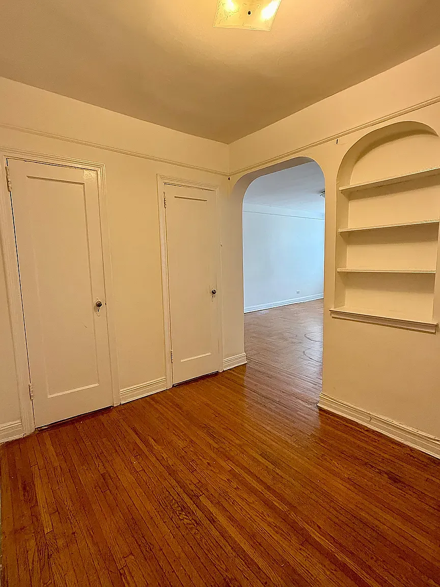 1485 East 16th Street — Photo 3
