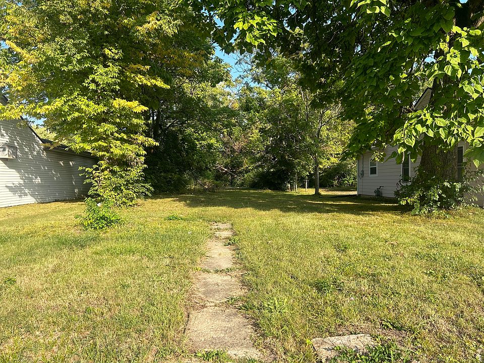 1st image of 2553 Columbia Ave