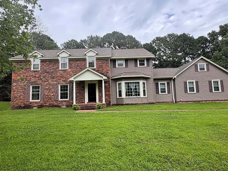 139 Mockingbird Ln — Photo 1