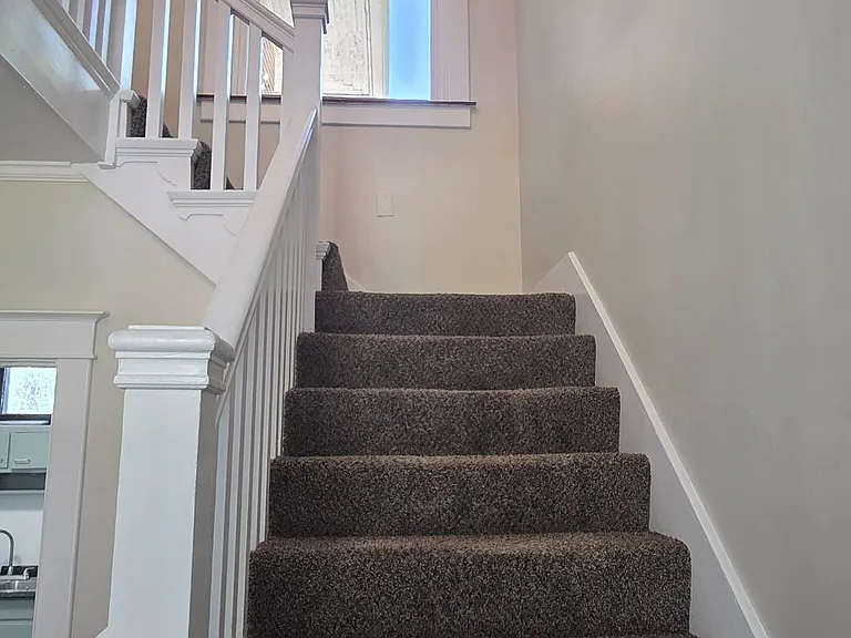 2201 Bashford Manor Ln — Photo 22