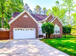 118 Juniper Ct, Raeford, NC 28376