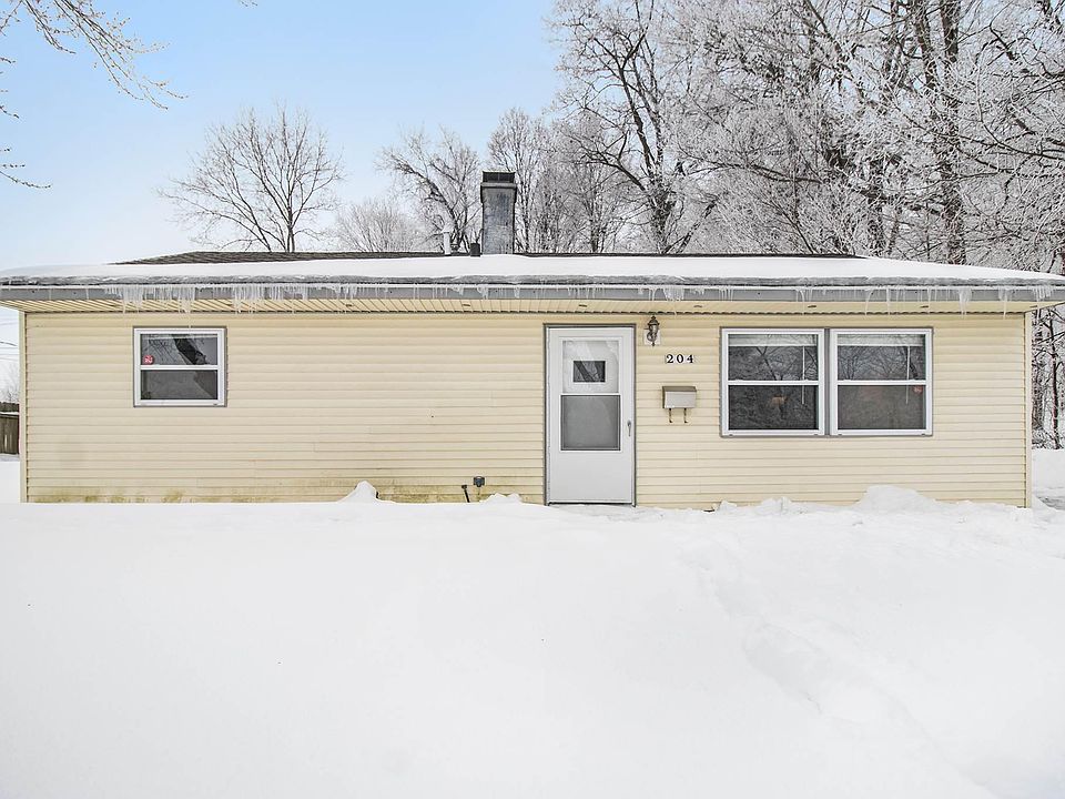 1st image of 204 Barbie St