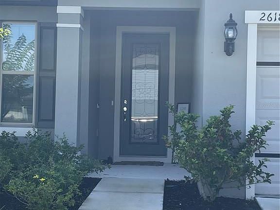 2nd image of 2618 E Lake Pointe Dr