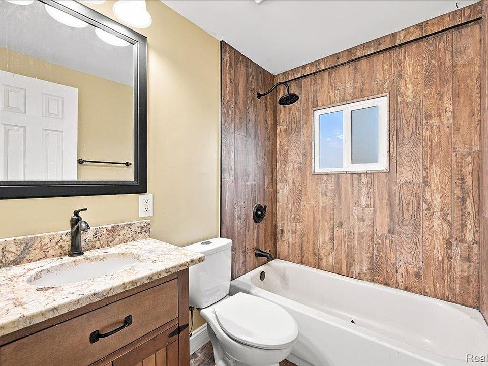 2428 Circle Dr, photo 16