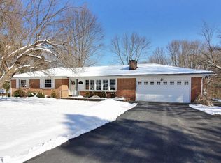 112 Vineyard Dr, Stroudsburg, PA 18360