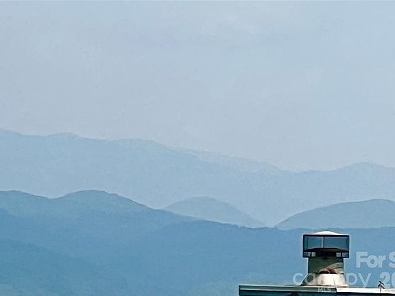 2nd image of 10 Joshua Rd