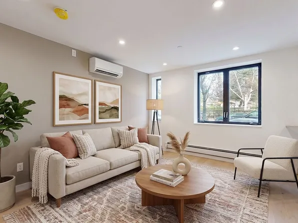 800 5th Ave Unit 1, Brooklyn, NY 11232