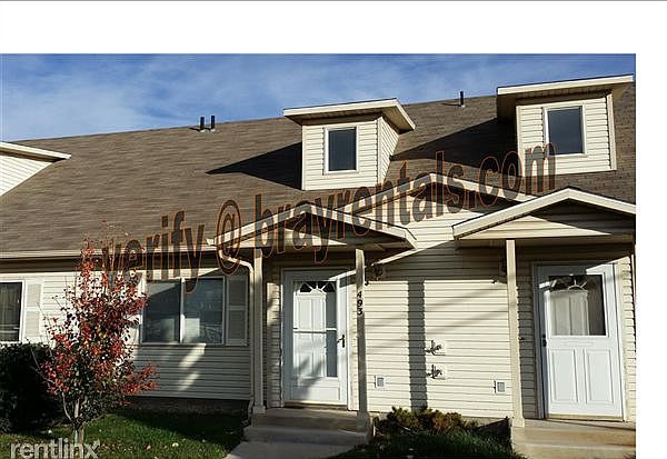 493 Cedar Glen-front-wm