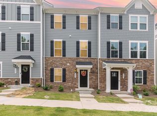 3307 Timber Mill Dr, Matthews, NC 28104