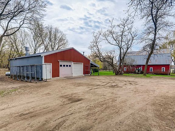 5th image of 1836 County Road 5 NW