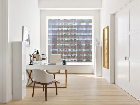 432 Park Avenue image 7 of 15