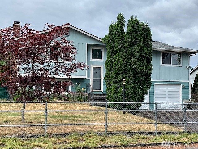 1st image of 4605 221st Street Ct E