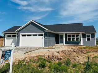 N9026 Mary Ellen Ct, Brillion, WI 54110