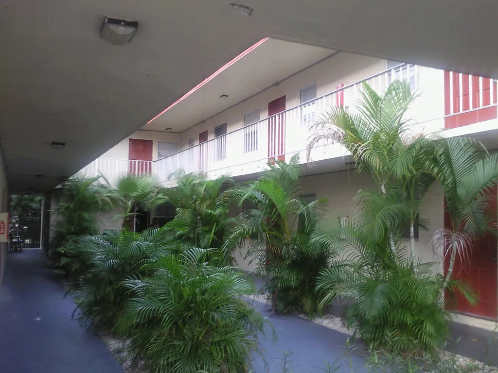 2245 Madison St — Photo 2