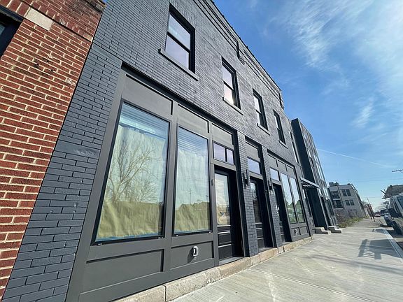 3rd image of 1240 Oak St #6
