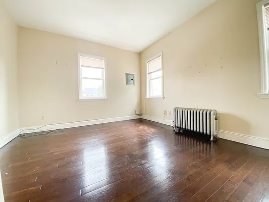 Rented by RealTegrity NY LLC | media 5