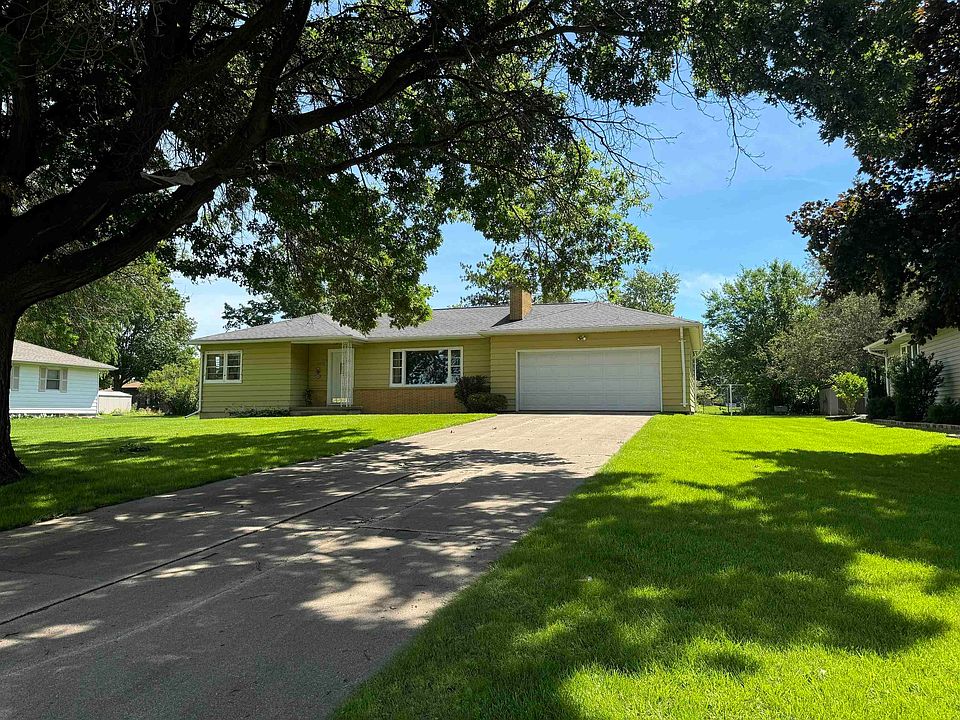1st image of 3022 McClain Dr