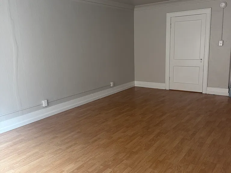 809 S I St #203 — Photo 2