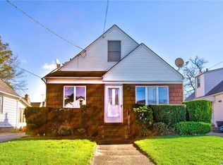 59 W End Ave, Valley Stream, NY 11580