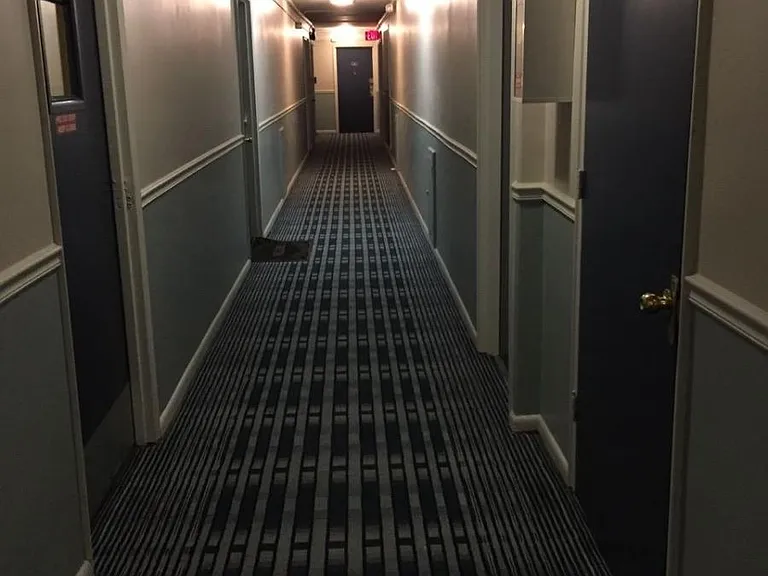 Karen Park Apartments — Photo 14