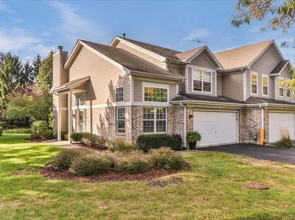 1521 Brittania Way, Roselle, IL 60172