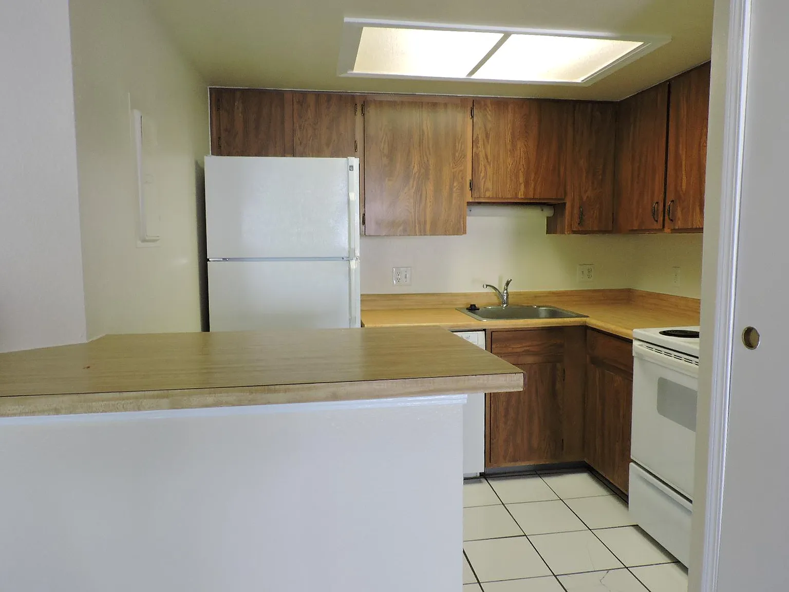 1 bed, 500 sqft, $1,200 — Photo 4