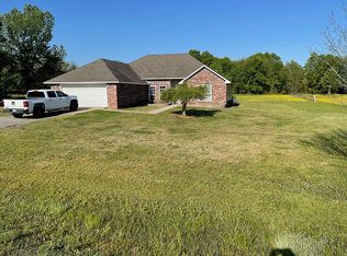 1011 N Highway 253, Lavaca, AR 72941