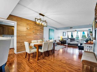6049 Balboa Cir APT 302, Boca Raton, FL 33433