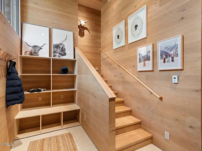 800 S Monarch St #9 — Photo 12