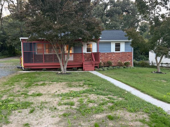 16 Madary Rd