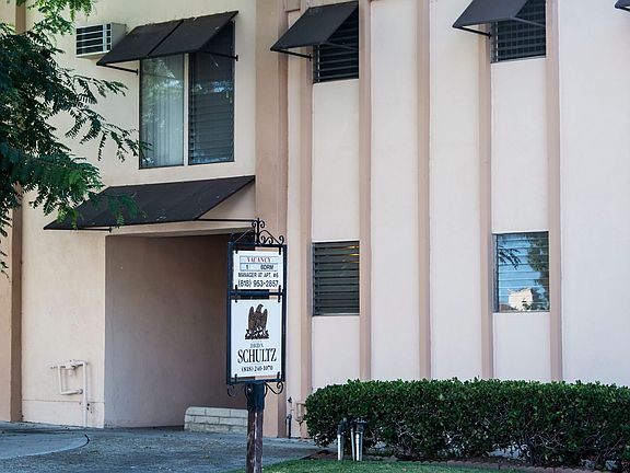 3rd image of 1066 Spazier Ave #2
