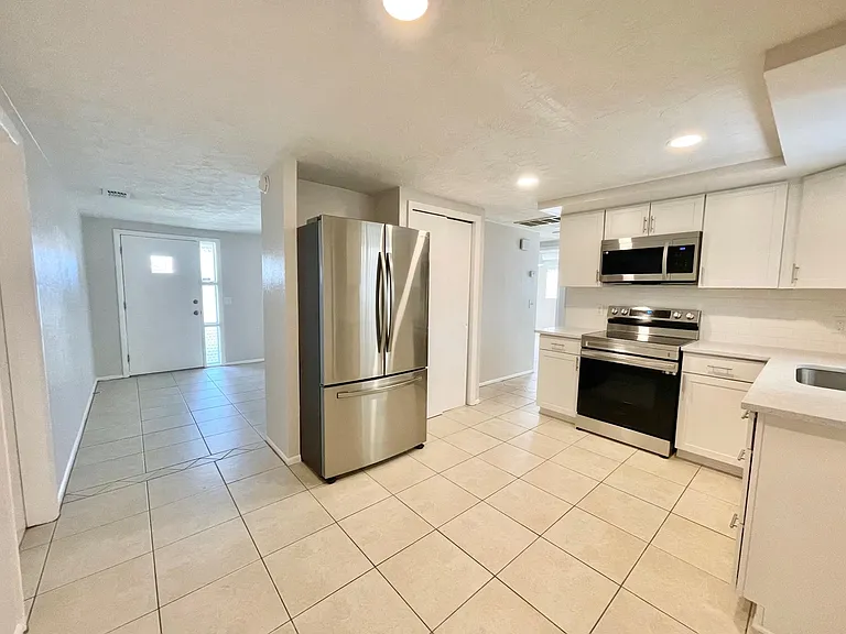 5814 1st Ave — Photo 8