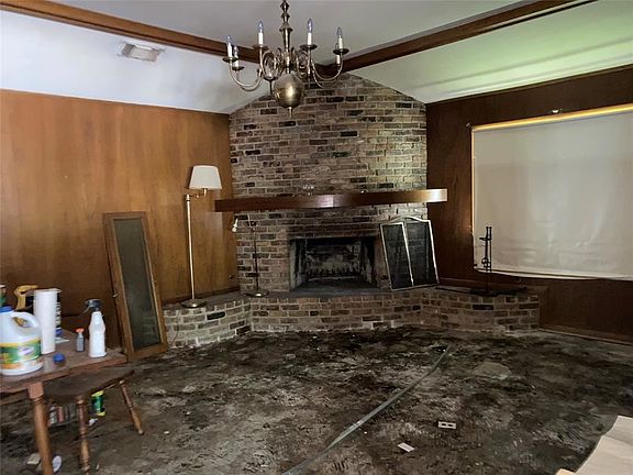 4th image of 5719 Braesvalley Dr
