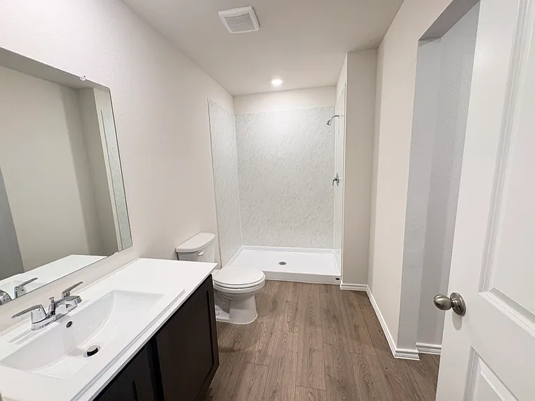 1144 Northfield Dr — Photo 16
