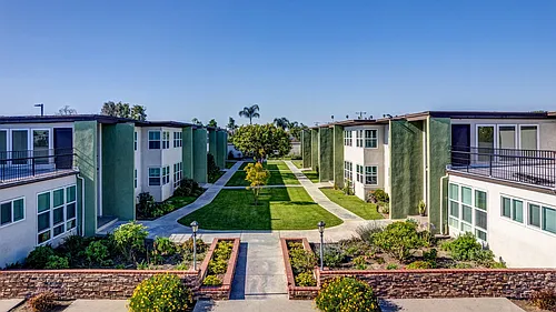 Brookshire Apts Photo 1
