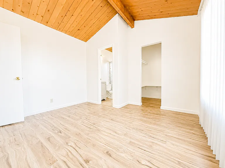 845 Bancroft Way #L — Photo 3