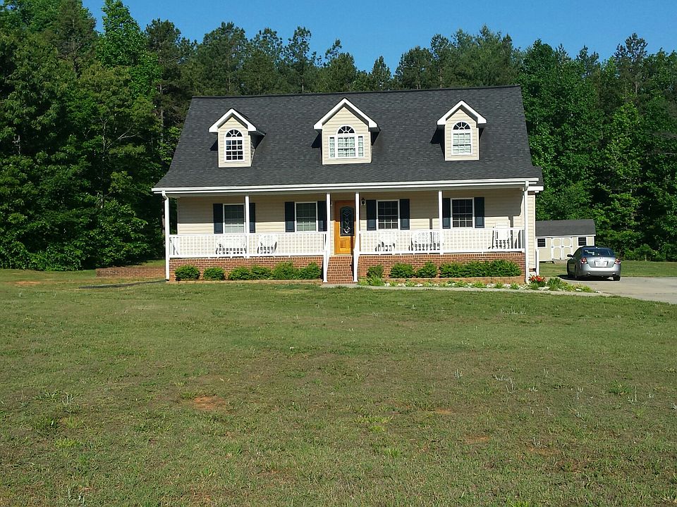 Gorgeous home on acre lot