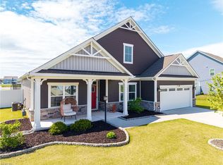 112 Glenmoor Path, Moyock, NC 27958