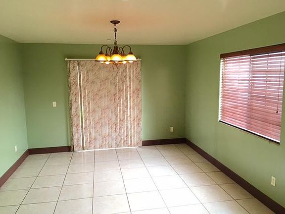 4th image of 5423 Buchanan St APT 4