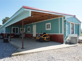 15564 Airport Rd, Siloam Springs, AR 72761