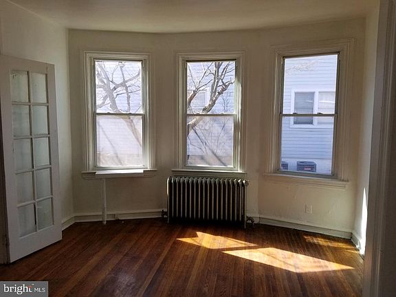 5th image of 211 N Maryland Ave