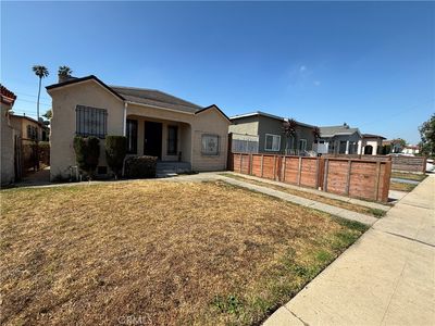 1434 W 92nd St, Los Angeles, CA, 90047
