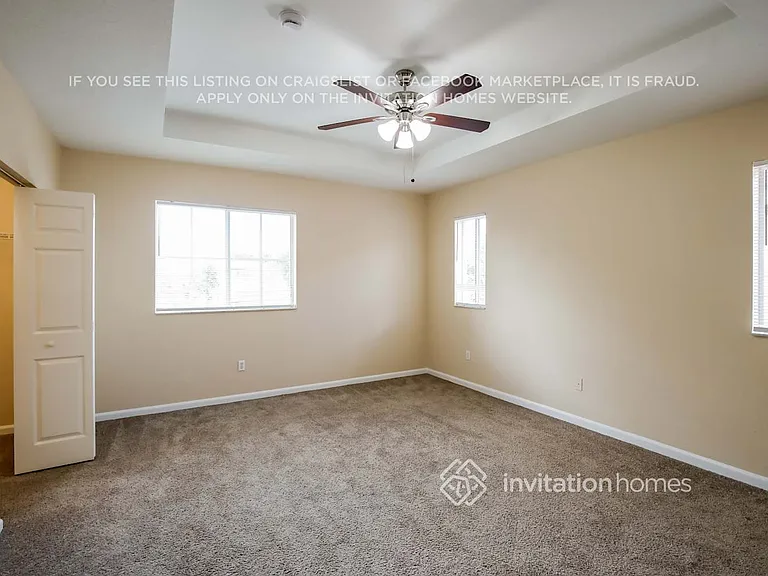 946 NW 206th St — Photo 11