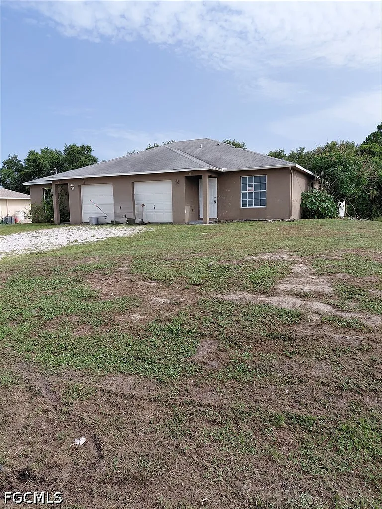 2 bed, 6.0 bath, 2360 sqft, $1,650 — Photo 1