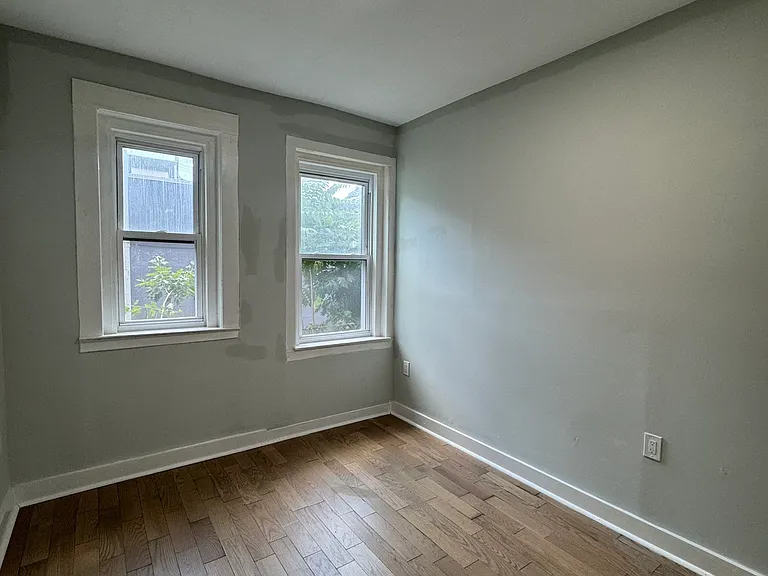 648 Ferry St #3 — Photo 7