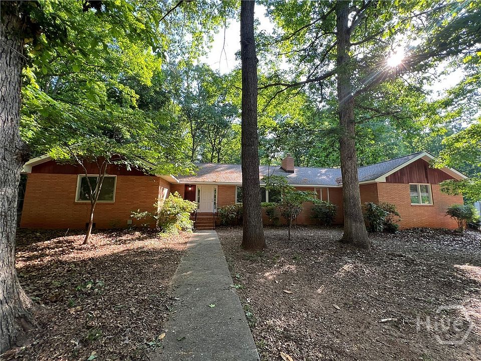 1st image of 150 Chinquapin Way