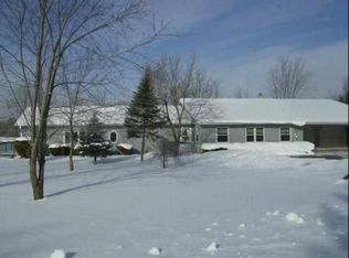 115 Curtis Ave, Hatley, WI 54440