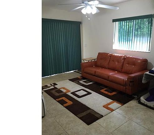 4th image of 6311 Castlewood Cir